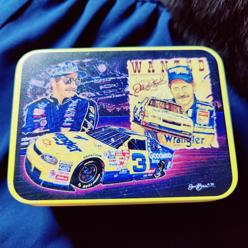 🎊VTG 1999 Dale Earnhardt Sr. Diecast Tin Set 1:64 Wrangler Jeans Monte Carlo #3